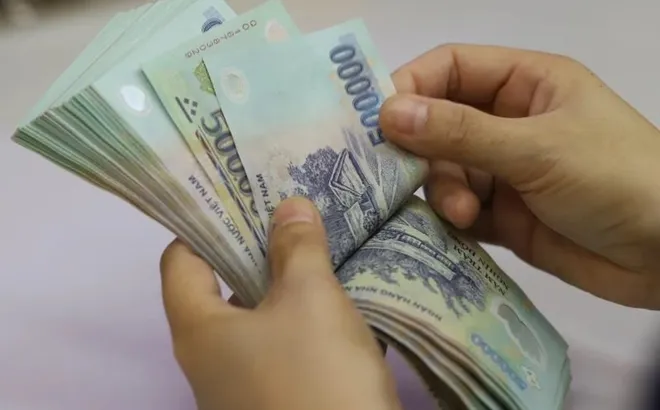 Từ năm 2025, ai phải điều chỉnh tiền lương đóng bảo hiểm xã hội?