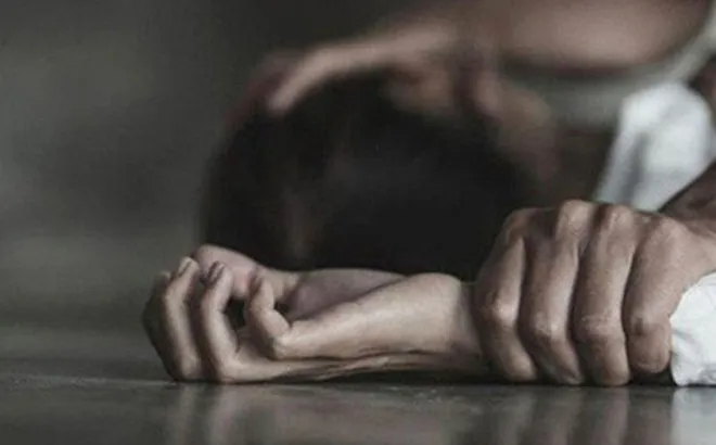 Vụ bắt quả tang gã làm thuê hiếp dâm con gái khuyết tật của chủ nhà: Bắt tạm giam "yêu râu xanh" 38 tuổi