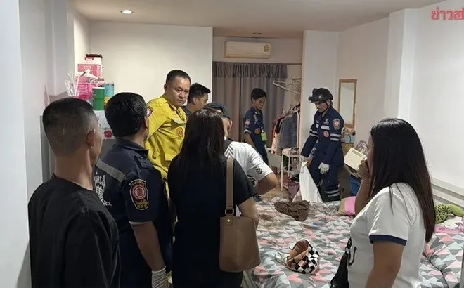 Phát hiện người phụ nữ 33 tuổi tử vong trong tư thế nằm úp trên giường, hiện trường có nhiều điểm đáng ngờ