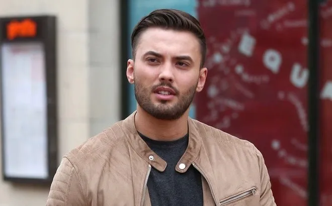 Ngôi sao truyền hình tử vong dưới mương nước, thi thể được phát hiện trong tư thế "lạ"