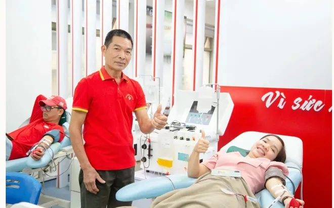 Lão nông 67 tuổi dẫn cả làng đi hiến máu, sở hữu "gia tài" đắt giá hơn sổ đỏ