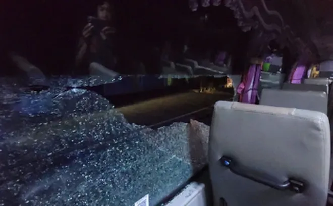 Lộ diện nghi phạm bắn vỡ kính 2 xe ô tô đưa đón công nhân