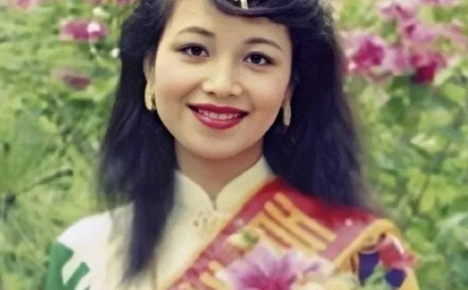 Điều chưa biết về hoa hậu 1m58 của Việt Nam: Thông thạo 5 ngoại ngữ, chuẩn "tiểu thư lá ngọc cành vàng", hiện là bà mẹ quyền lực và doanh nhân thành đạt