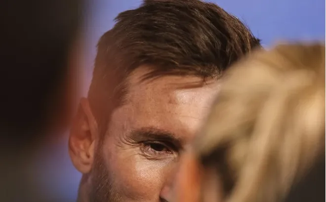 Messi và nữ phóng viên từng vướng tin đồn ngoại tình có màn tương tác gây sốt tại World Cup 2026