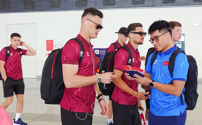 Đội tuyển Việt Nam lên đường sang Indonesia, sẵn sàng đối đầu Thái Lan tại FIFA ASEAN Cup 2026