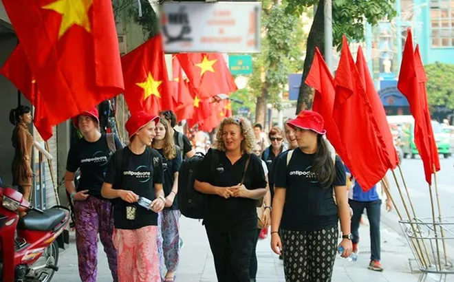 Gỡ rào cản thị thực để hút khách du lịch quốc tế