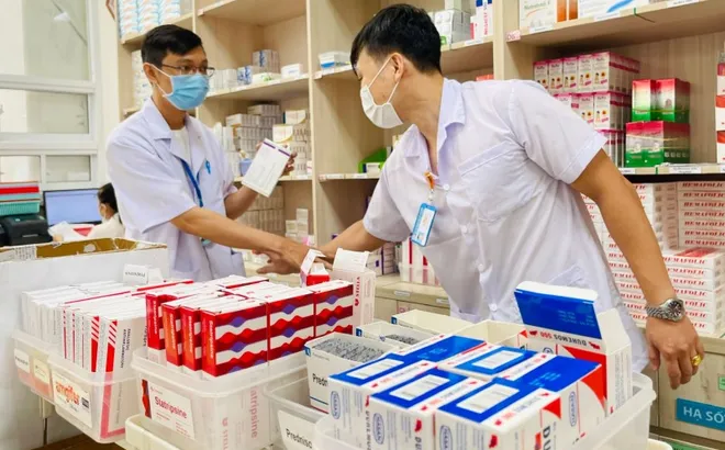 Nhiều bệnh viện phải "cầu cứu" Bộ Y tế