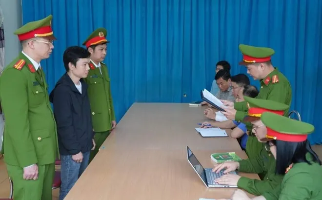 Một cán bộ đăng kiểm bậc cao ở Hà Giang bị bắt vì nhận hối lộ