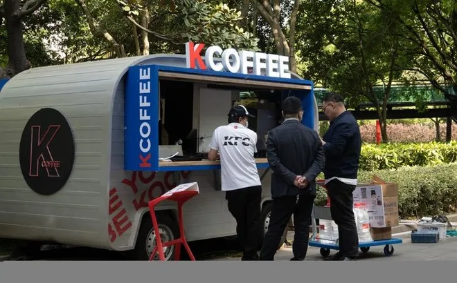 Starbucks trong cơn tuyệt vọng chưa từng có: Đến người Mỹ cũng chán ngấy, cố giành thị phần ở Trung Quốc nhưng không thể vì quá đắt đỏ