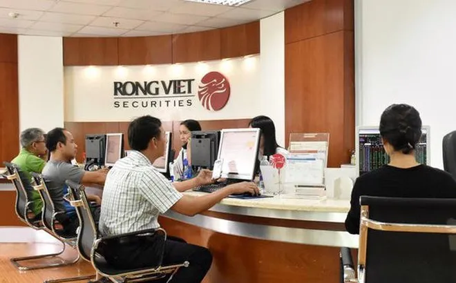 Chứng khoán Rồng Việt muốn huy động 900 tỷ đồng trái phiếu “ba không”