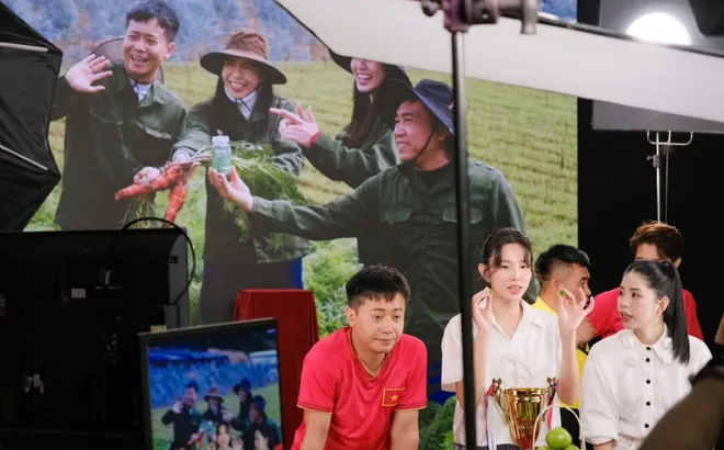 Lùm xùm Kẹo rau Kera: Nhận diện DN đứng sau Hằng Du Mục, Quang Linh Vlogs