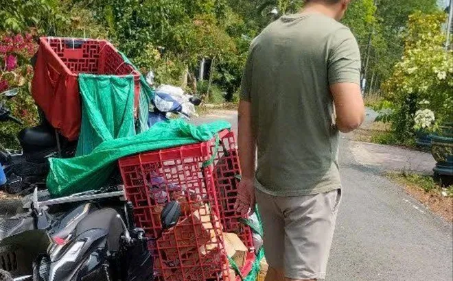 Clip: Khoảnh khắc mâu thuẫn với người vợ khiến nam shipper bị chồng đuổi theo "trả thù", phải nhập viện