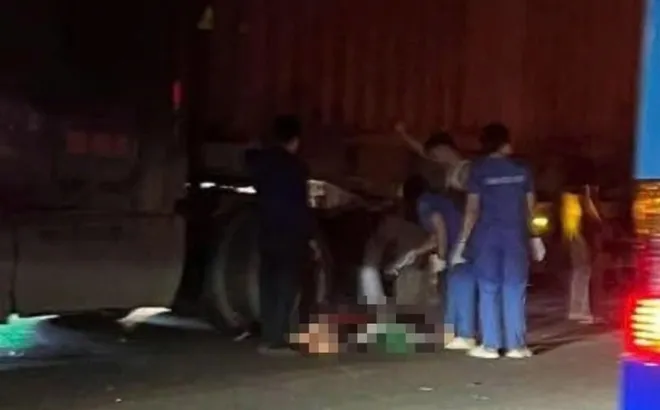 Hà Nội: Thương tâm nữ sinh lớp 11 tử vong do va chạm với xe đầu kéo