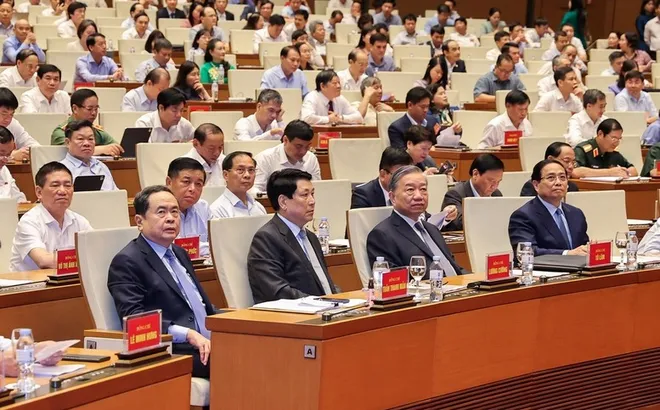 Thủ tướng: Khai thông điểm nghẽn, tạo đột phá phát triển, hiện đại hóa, chấn hưng nền giáo dục nước nhà