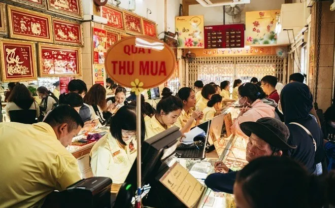 Cập nhật giá vàng mới nhất ngày 20/4/2025: Đảo chiều "lao dốc" sau chuỗi ngày tăng "phi mã"