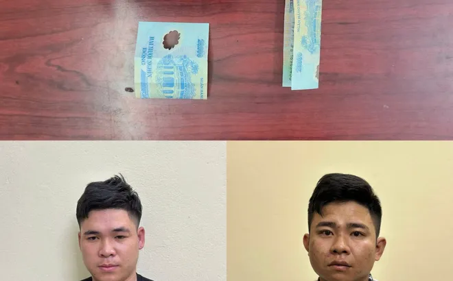 Đột nhập quán karaoke lúc rạng sáng, bắt quả tang 2 gã trai với cô gái 17 tuổi đang trong 1 "cuộc vui"