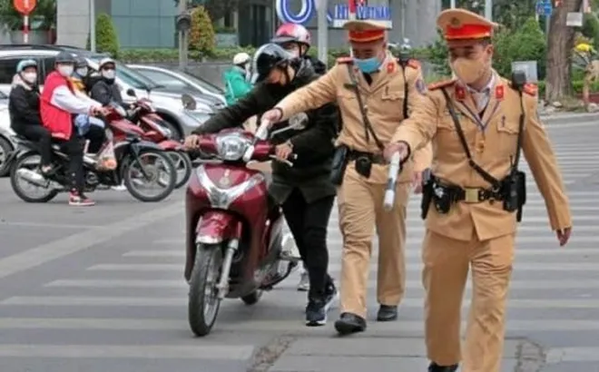 Từ 2025, vi phạm lỗi này khi đi đường sẽ bị CSGT phạt rất nặng, mức phạt tăng lên 33 lần, hết sức lưu ý