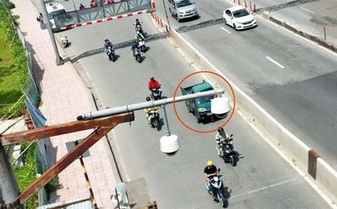 Từ nay, ra đường chủ quan vi phạm lỗi phổ biến này sẽ bị xử phạt nguội rất cao đến 50 triệu, ai cũng nên biết