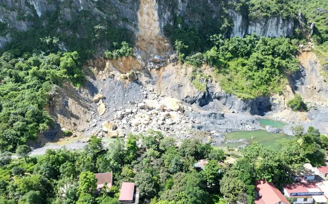 Clip: Chuyện kinh hoàng ở Ninh Bình sau tiếng nổ như bom