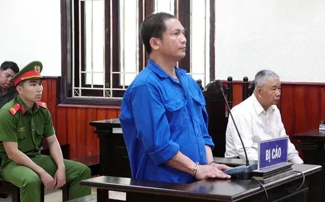 Kẻ cầm búa đánh vào đầu nữ trung tá công an lĩnh án