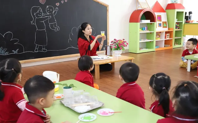 Thống nhất áp dụng 3.450.000 đồng (mức thấp nhất) từ 01/01/2026 để tính lương cho giáo viên nào theo Luật Nhà giáo 2025?