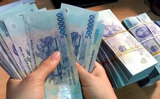 Chính thức khen thưởng định kỳ CBCCVC với mức 2.340.000 đồng theo Công văn 19780 khi là đảng viên đạt tiêu chuẩn nào?