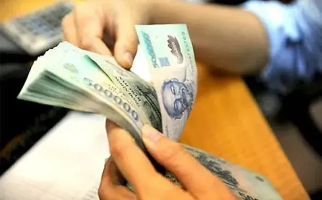 Công dân Việt Nam có đăng ký tạm trú được nhận tiền mặt 800.000 đồng/người theo Nghị quyết 57 khi có tuổi thọ bao nhiêu?