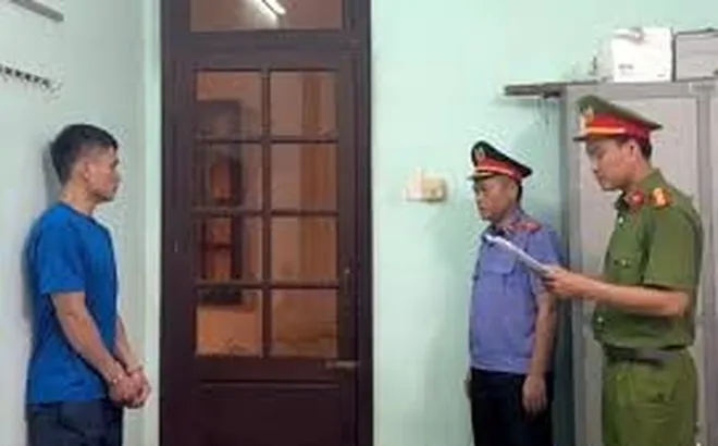 Nguy hiểm rình rập trên những đoạn đường vắng: Kẻ đồi bại bám theo để khống chế xâm hại cô gái trẻ