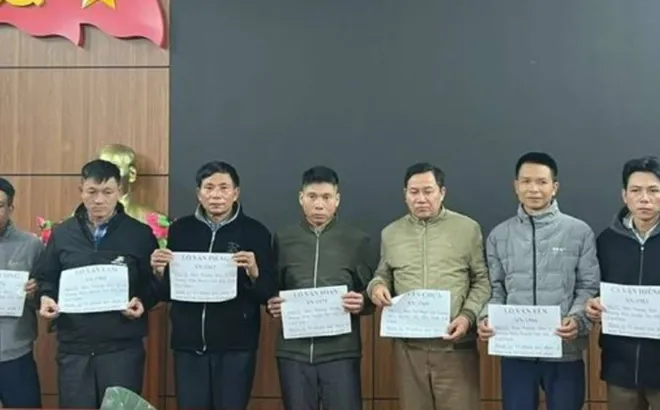 Lai Châu: Bắt khẩn cấp 7 đối tượng khai thác vàng trái phép