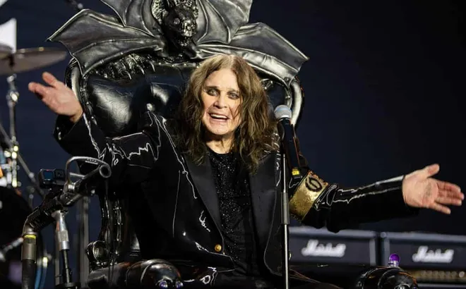 Huyền thoại nhạc rock Ozzy Osbourne qua đời ở tuổi 76: Một đời nổi loạn, một di sản bất tử