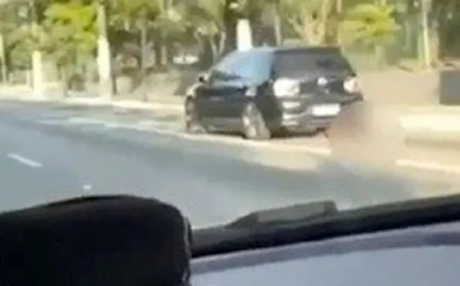 Clip: Người phụ nữ bị bạn trai cũ đâm xe và kéo lê hơn 1km, phải cắt bỏ 2 chân