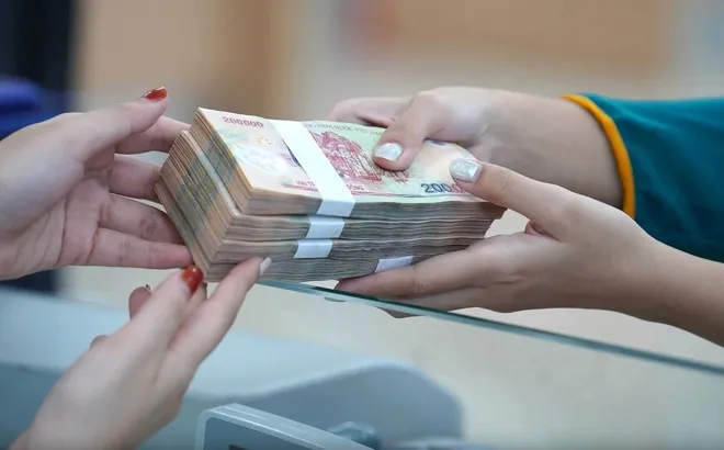 Ai cũng cần biết: Thử việc nghỉ lễ có được tính lương không?