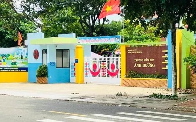 Vụ giáo viên ăn "cơm trắng hai giò": Đồng ý cho nữ hiệu trưởng thôi việc