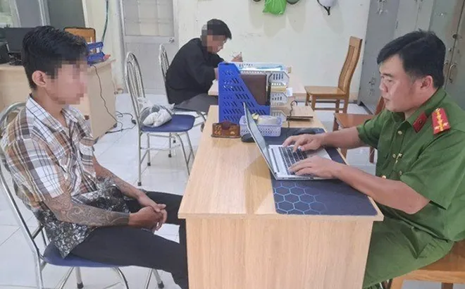 Phát hiện con gái 13 tuổi bị hiếp dâm, mẹ lập tức lên cơ quan công an trình báo: "Yêu râu xanh" khai gì?