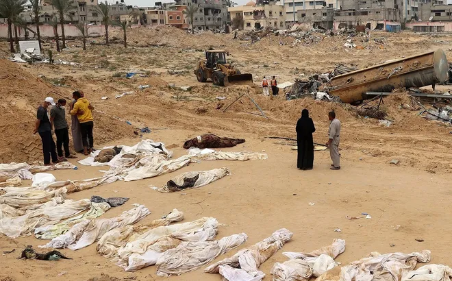 Tìm thấy gần 400 hài cốt trong mộ tập thể ở Gaza, LHQ kêu gọi điều tra quốc tế